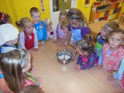 Lištička Mia ve školce